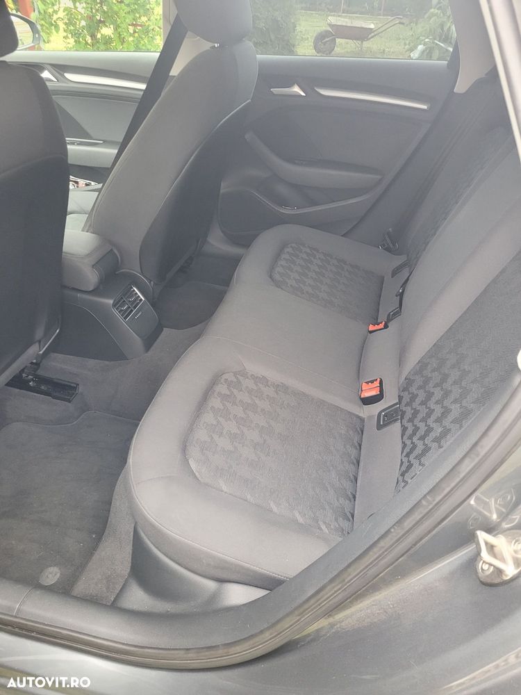 Audi A3 Sportback 2.0 TDI quattro - 5