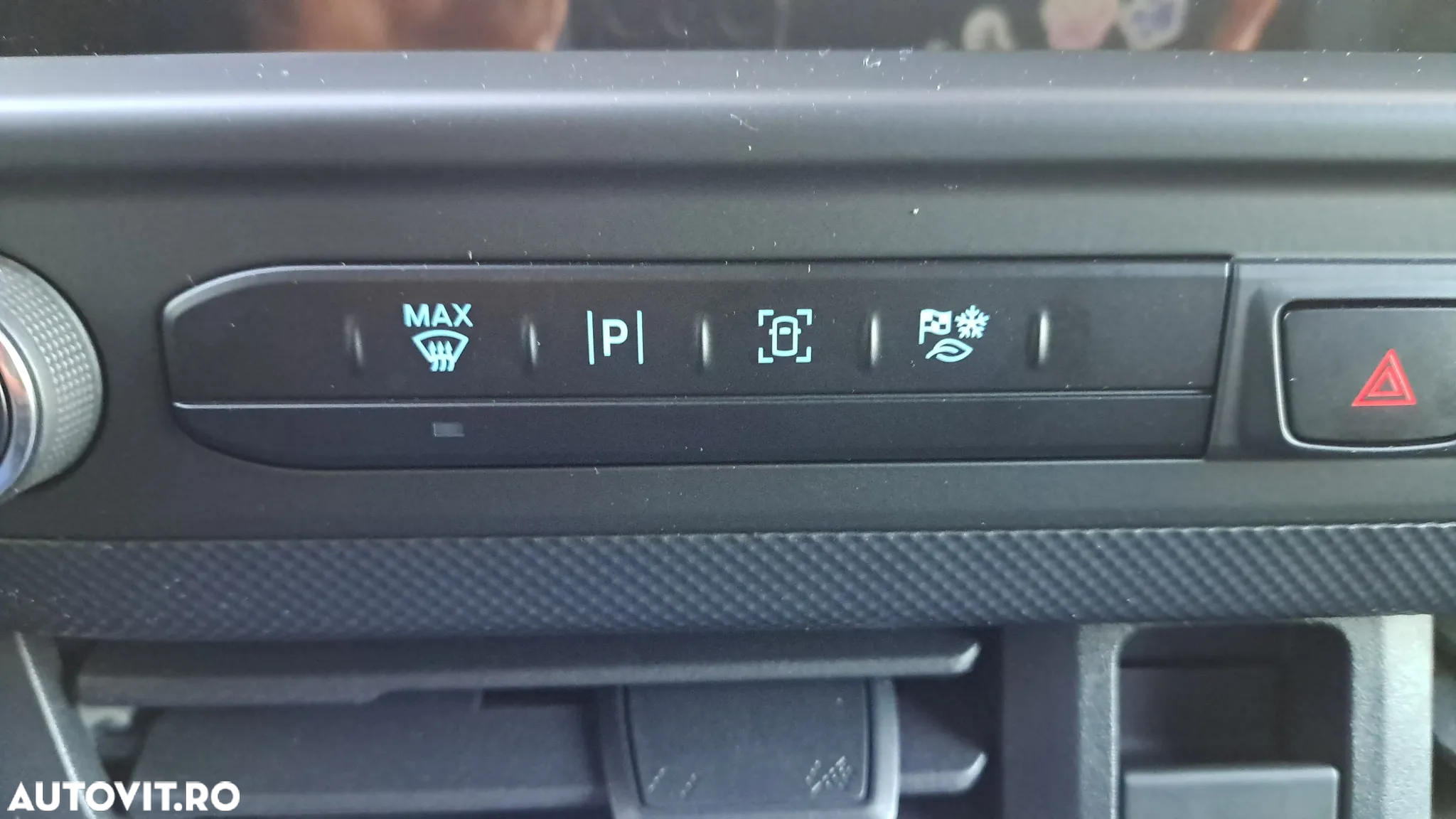 Ford NEW TRANSIT CUSTOM DCIV L2H1 T320 TREND FWD - 31