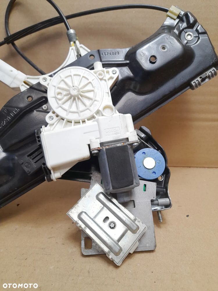 OPEL ASTRA H ELEKTRYCZNY PODNOŚNIK SZYBY DRZWI PRZEDNICH 13193231LH - 4