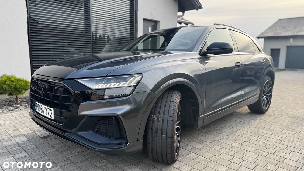 Audi Q8 2021 photo 2