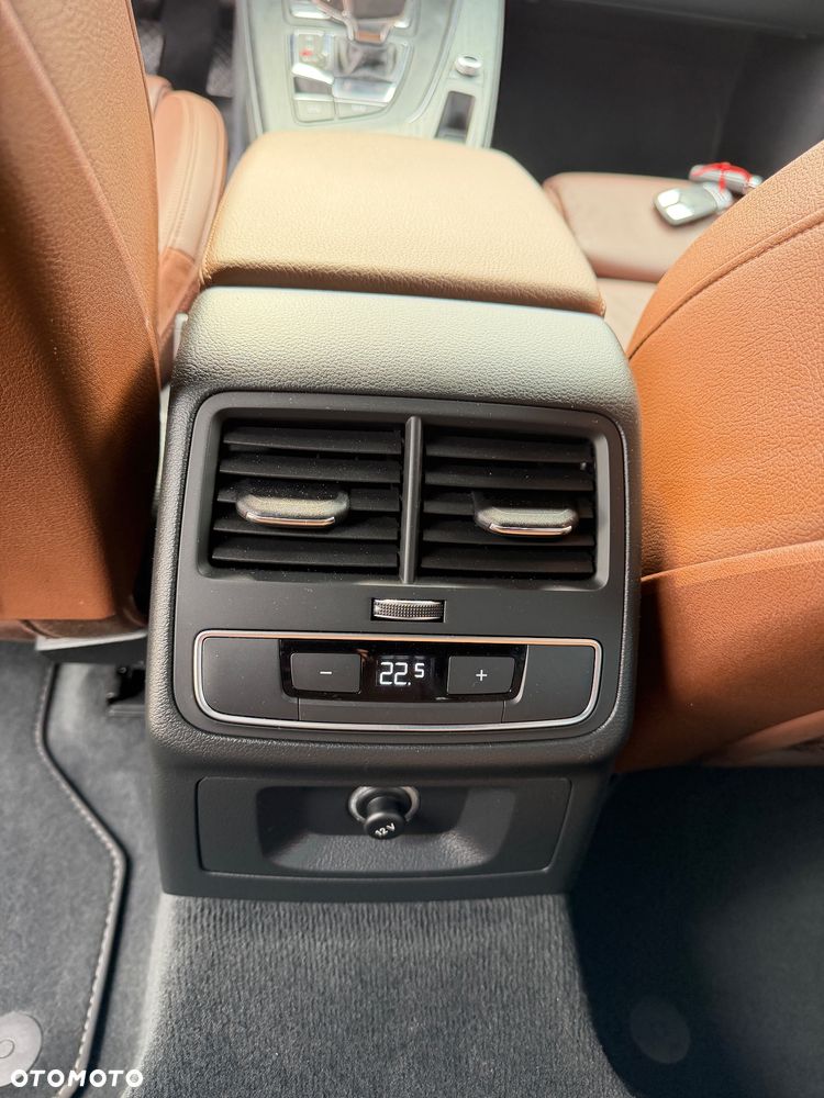 Audi A4 Avant - 30