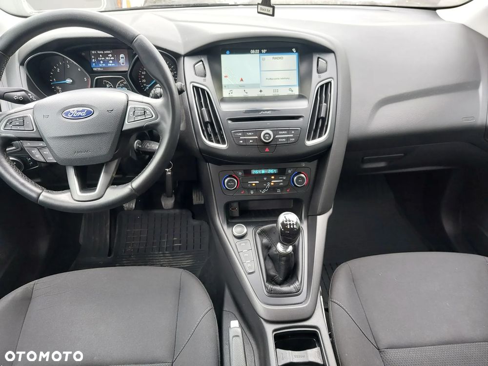 Ford Focus 1.5 TDCi DPF Start-Stopp-System ST-Line - 7