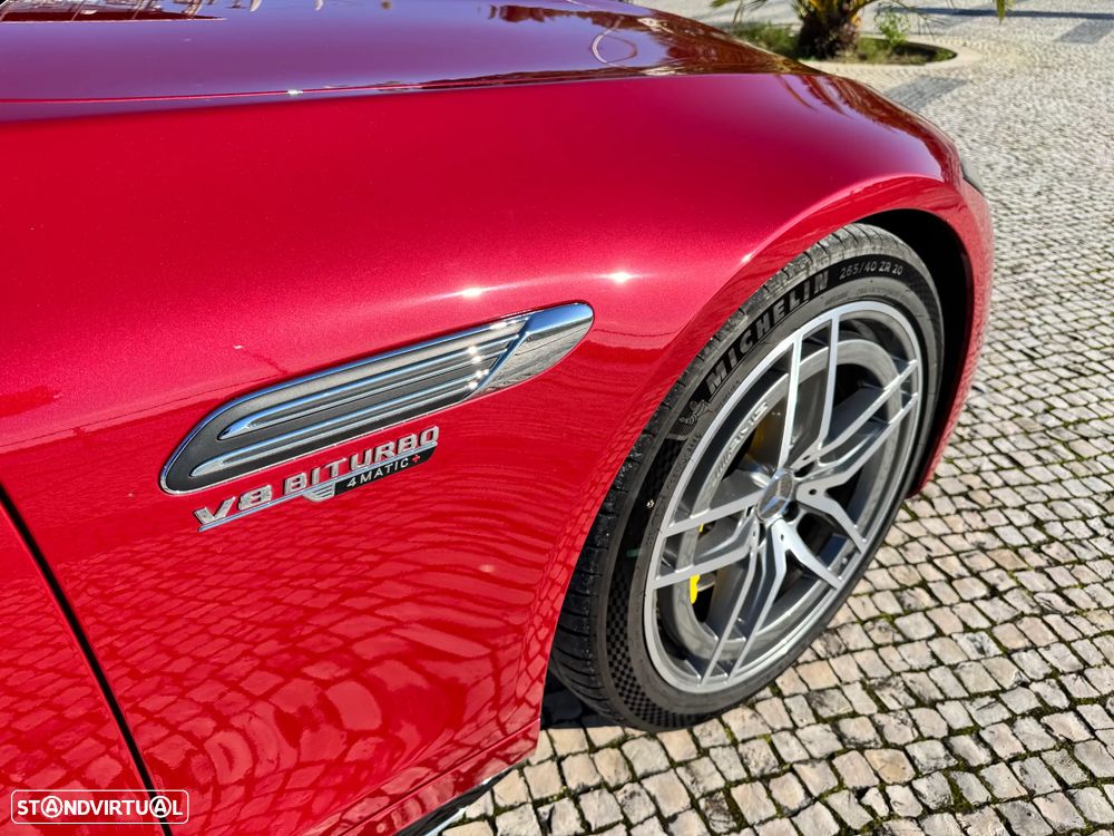 Mercedes-Benz SL 63 AMG 4Matic+ - 16