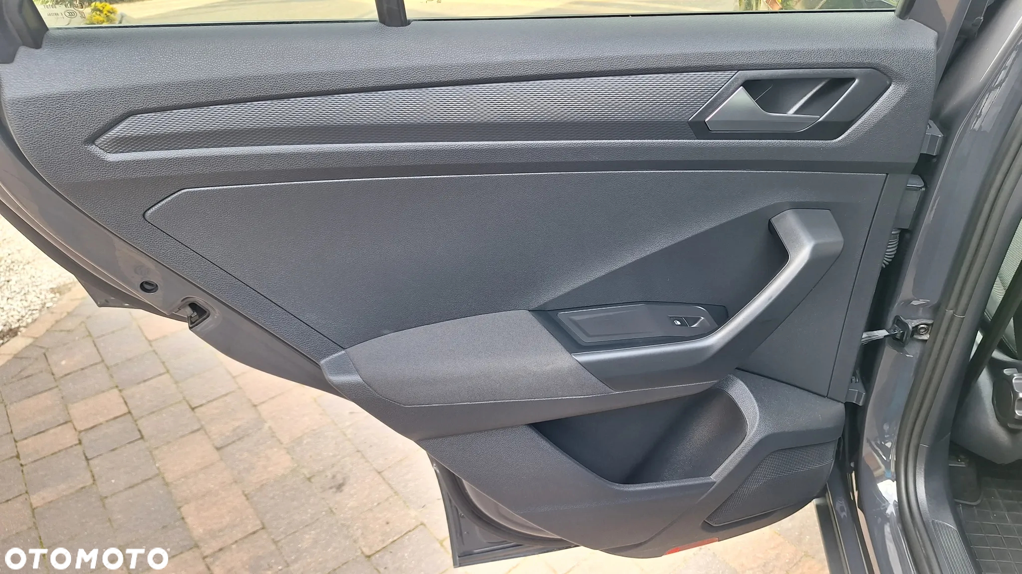 Volkswagen T-Roc 1.5 TSI GPF ACT Active DSG - 39