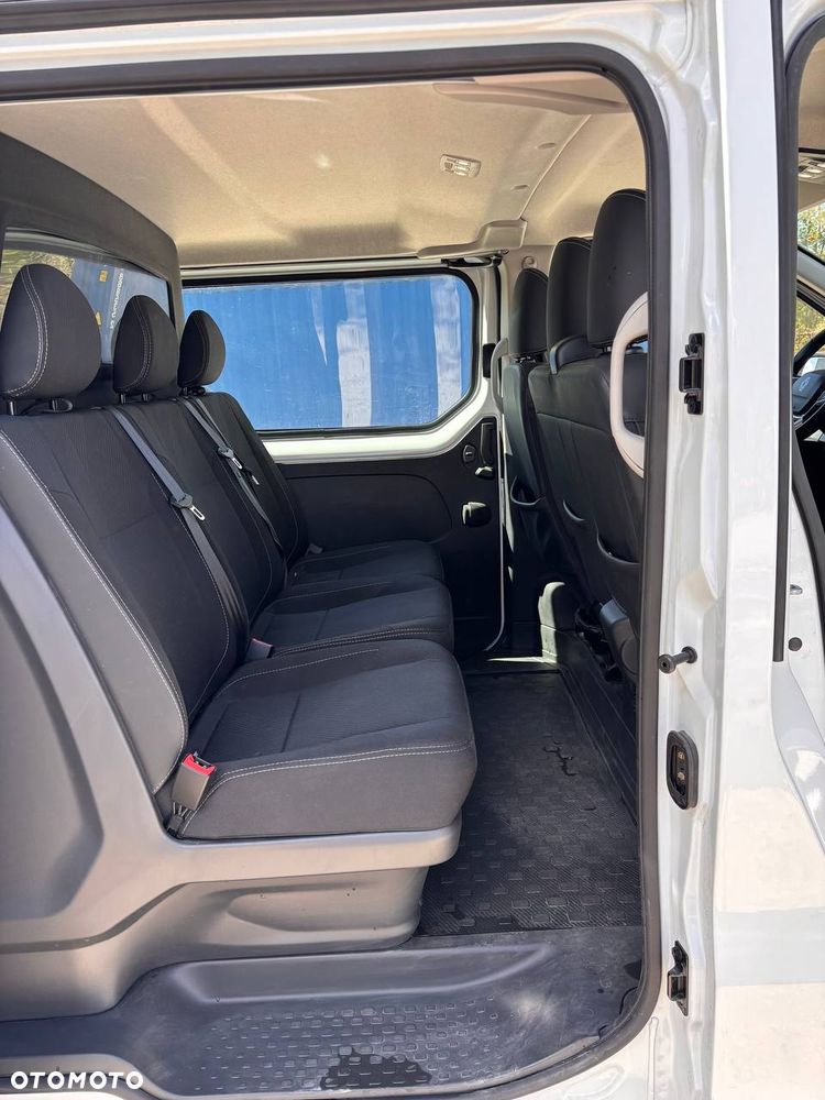 Renault Trafic (6 Osobowy) - 29