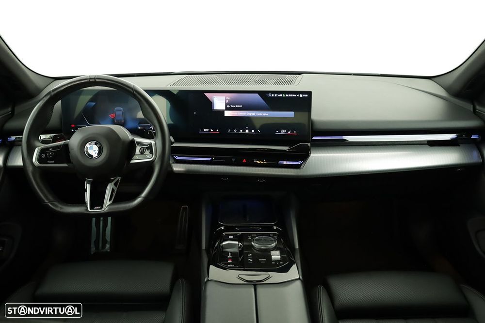 BMW 520 d Pack Desportivo M - 7