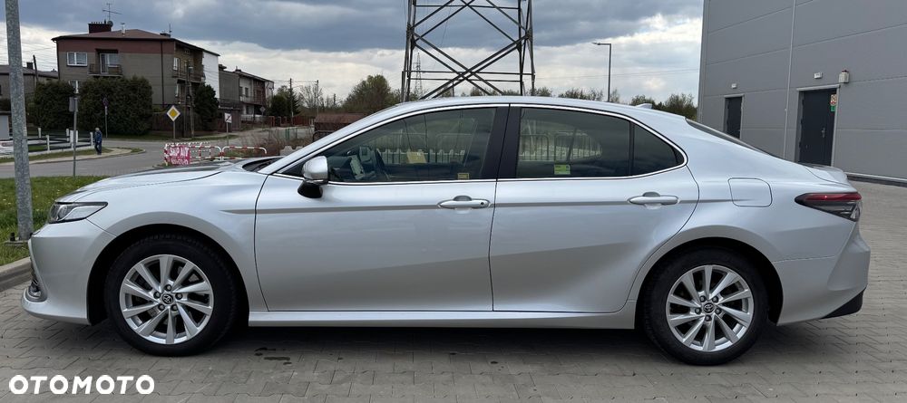 Toyota Camry 2.5 Hybrid Comfort CVT - 3