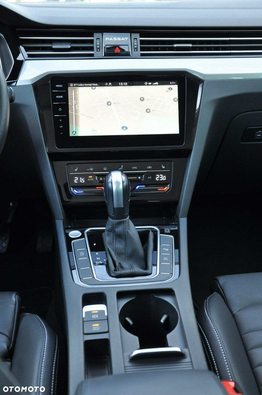 Volkswagen Passat 2.0 TDI EVO Business DSG - 29