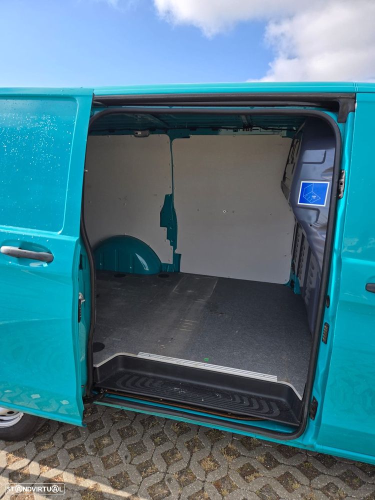 Mercedes-Benz Vito - 2
