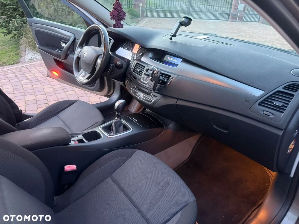 Renault Laguna - 12