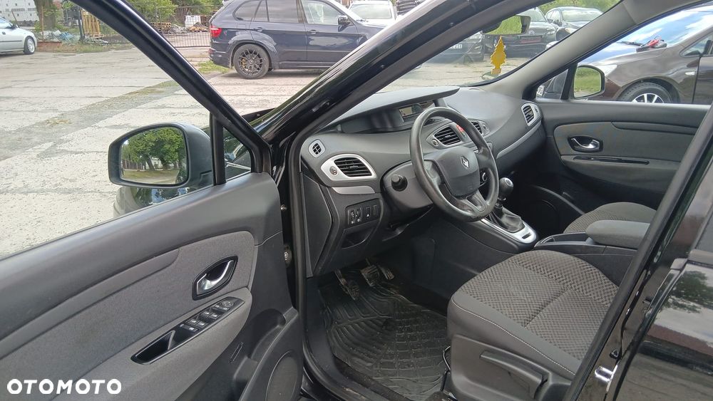 Renault Scenic - 2