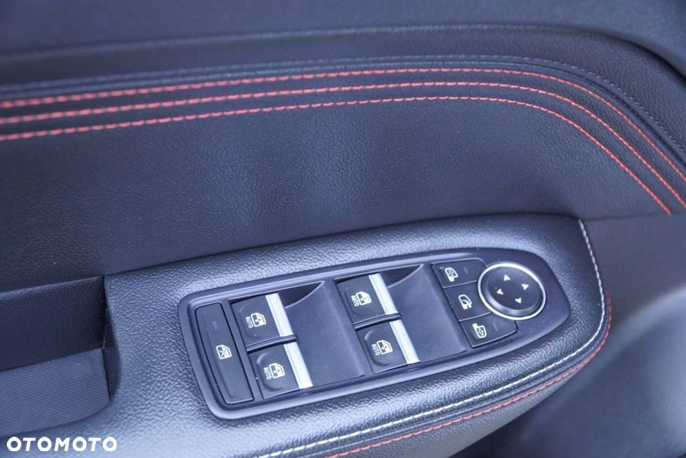 Renault Arkana E-TECH 145 R.S.LINE - 23