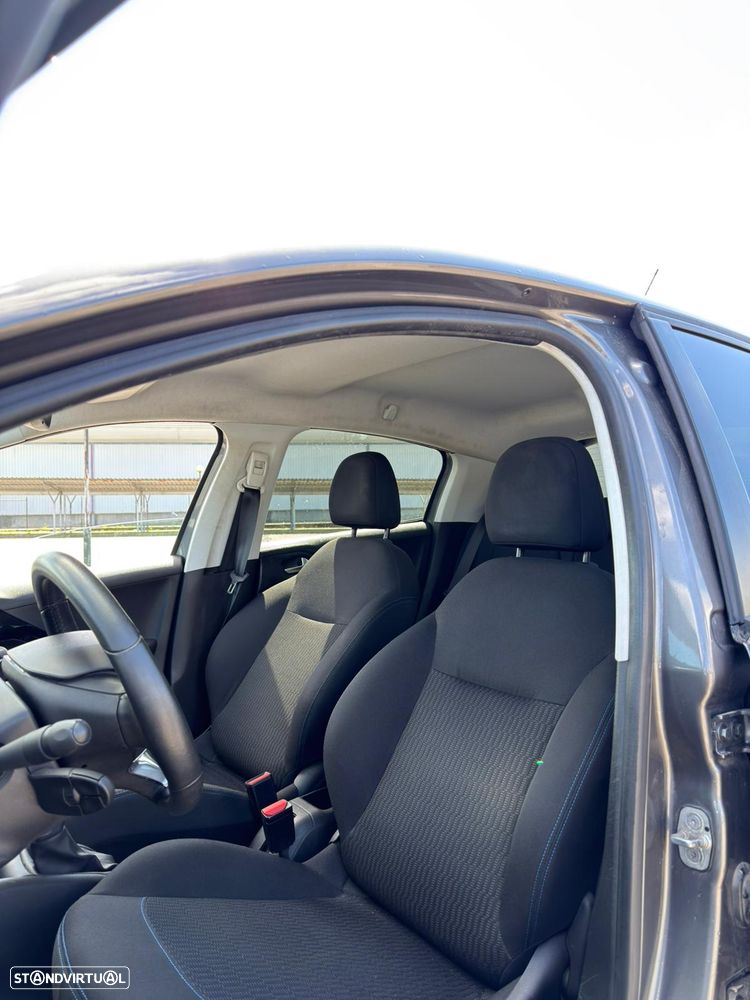 Peugeot 208 1.6 BlueHDi Style - 3