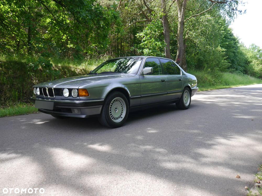 BMW Seria 7 - 9