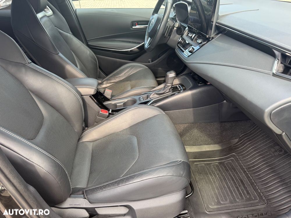 Toyota Corolla 2.0 HSD Exclusive Plus - 21
