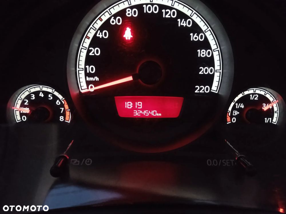 Volkswagen up! - 11
