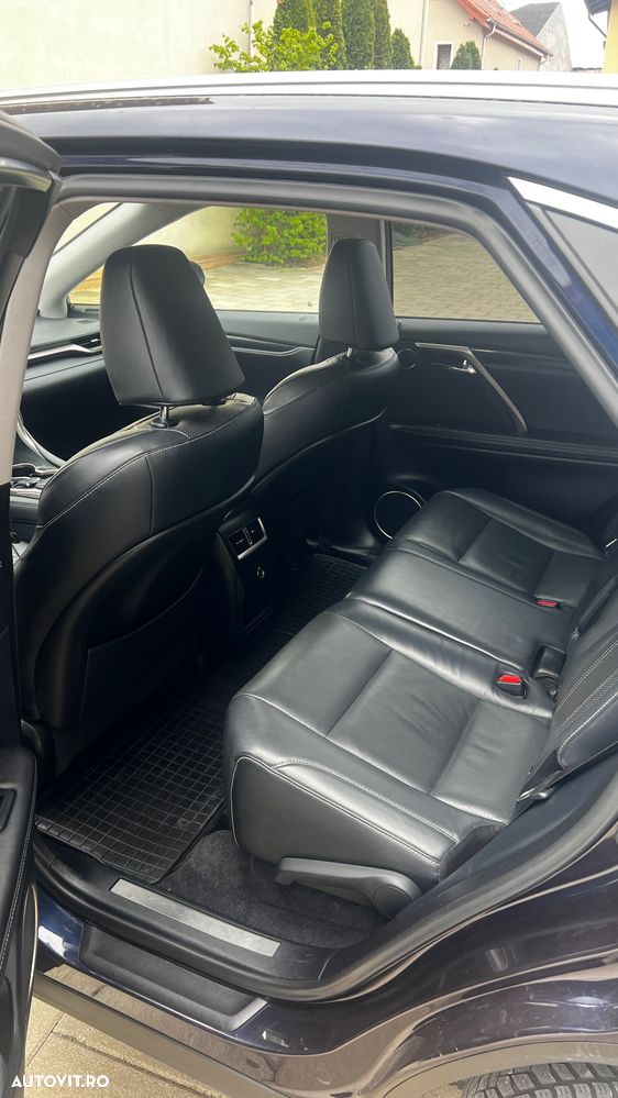 Lexus Seria RX - 5