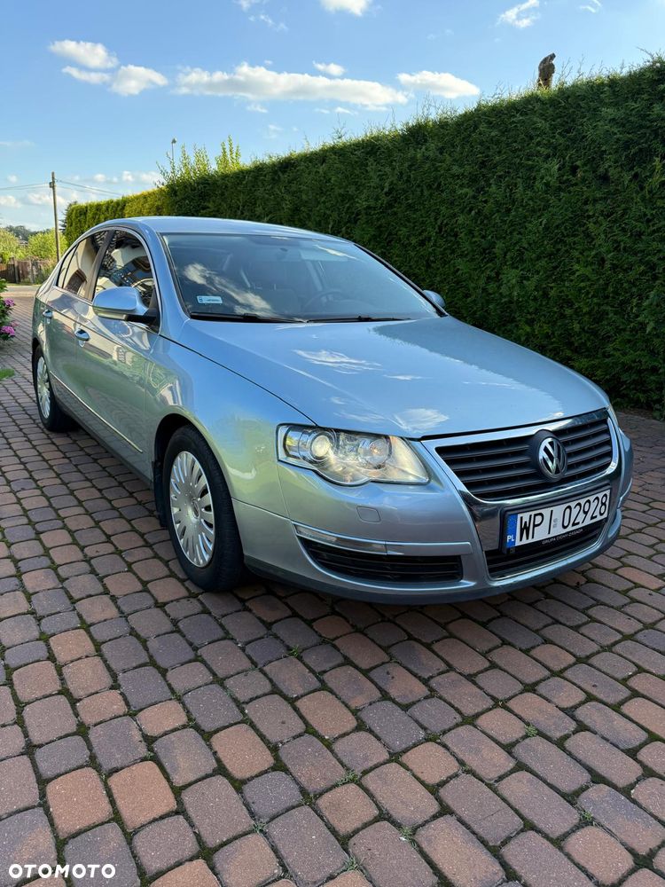 Volkswagen Passat 2.0 TDI Comfortline - 1