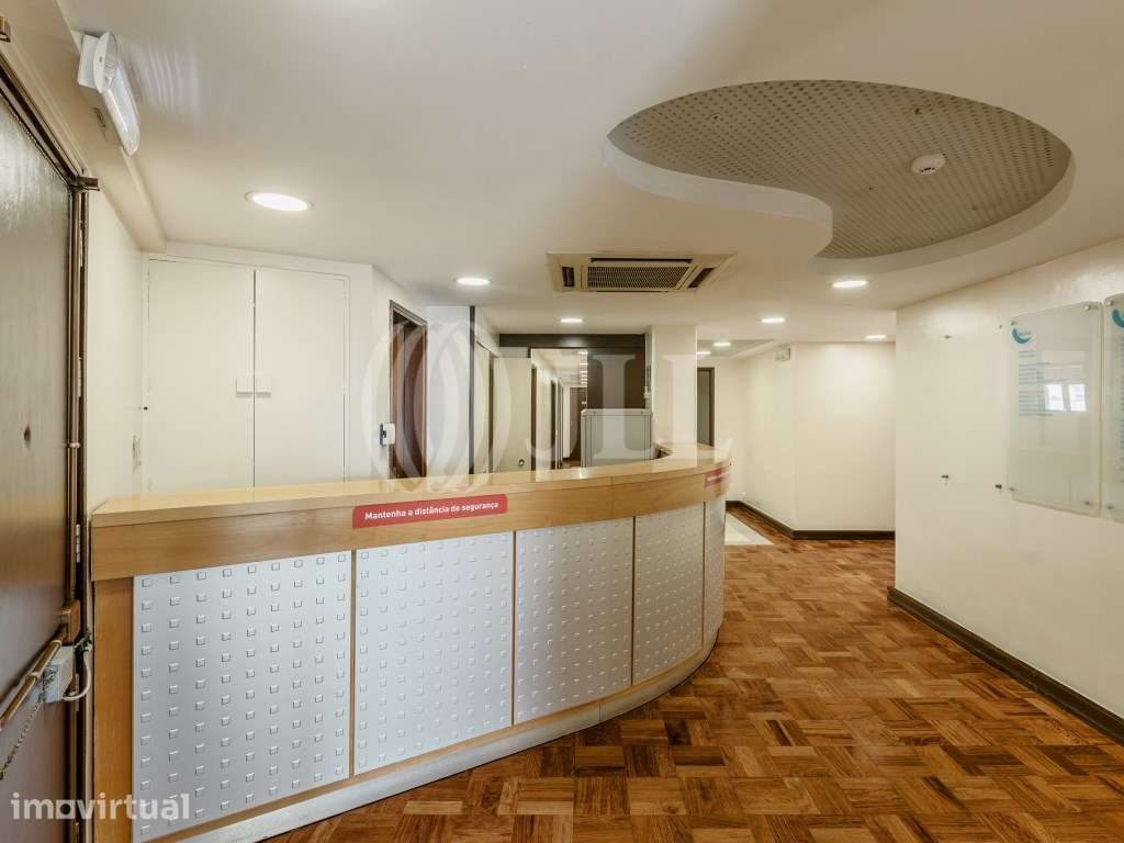 Apartamento T7 junto ao Marquês de Pombal, em Lisboa - Grande imagem: 4/21