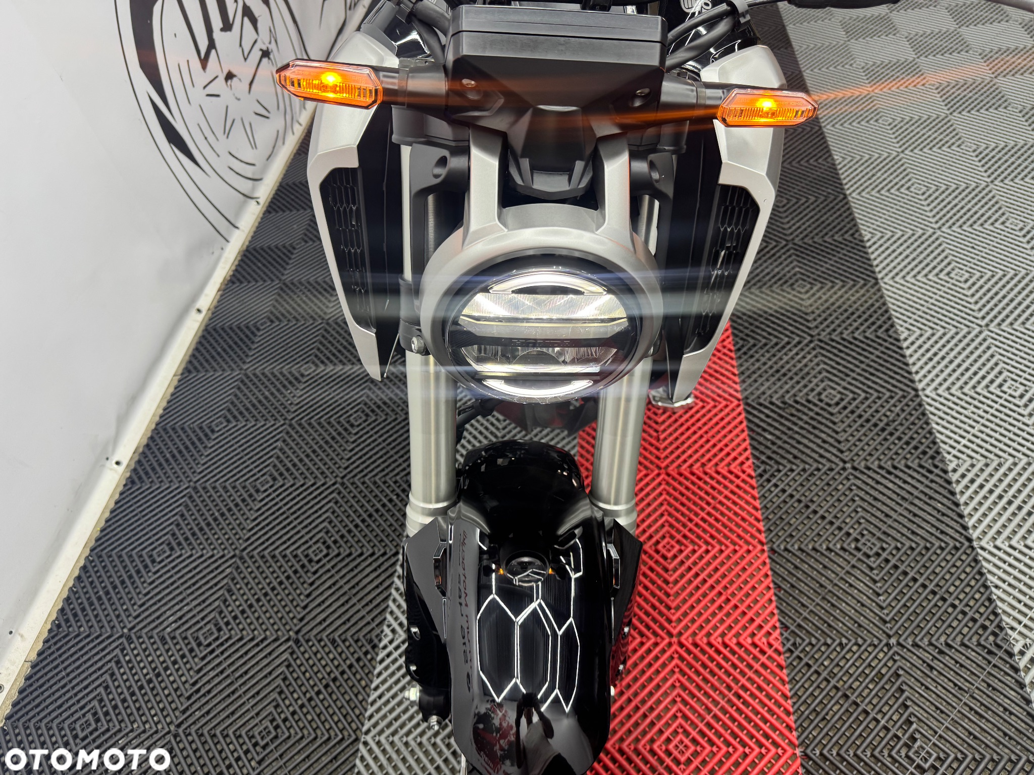 Honda CB - 15