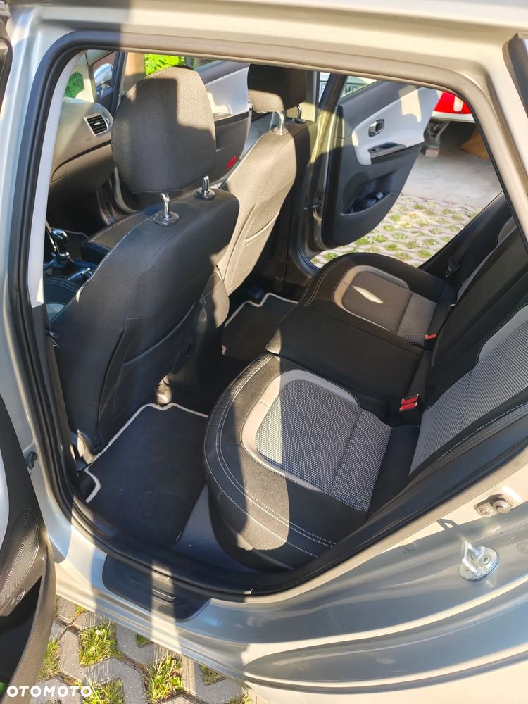 Kia Ceed 1.6 GDI M - 9