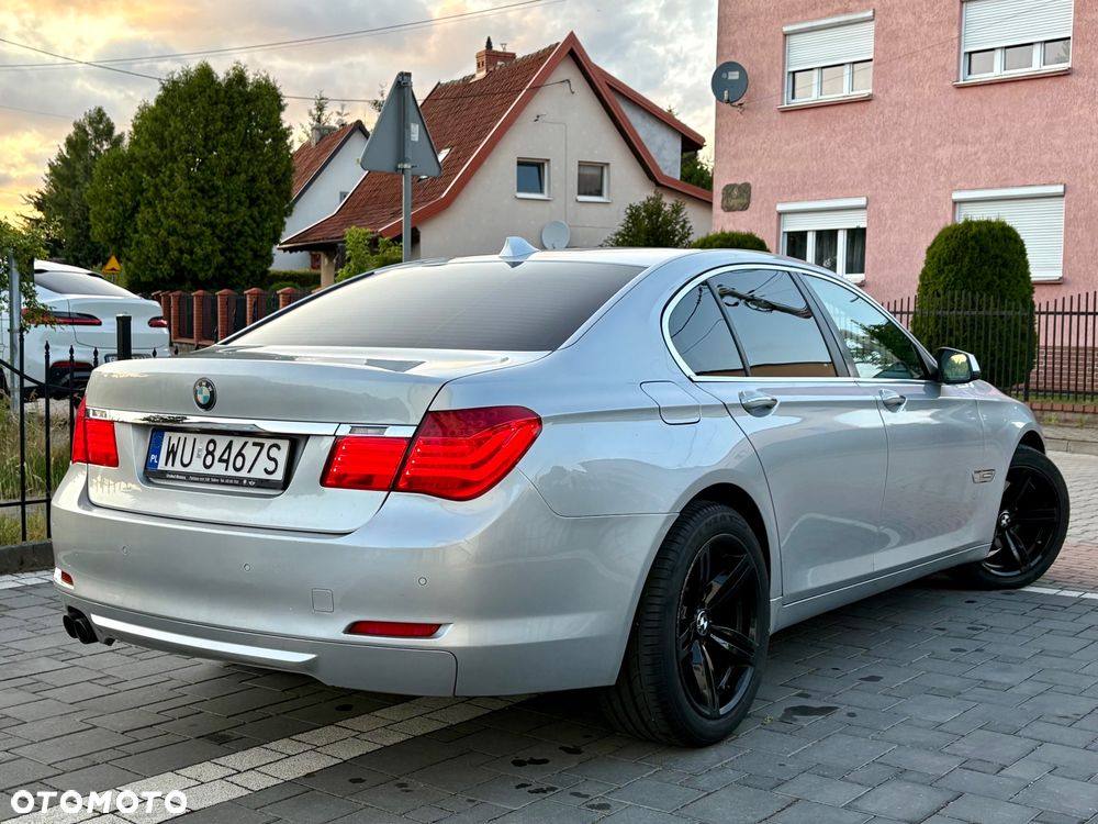 BMW Seria 7 730d - 4