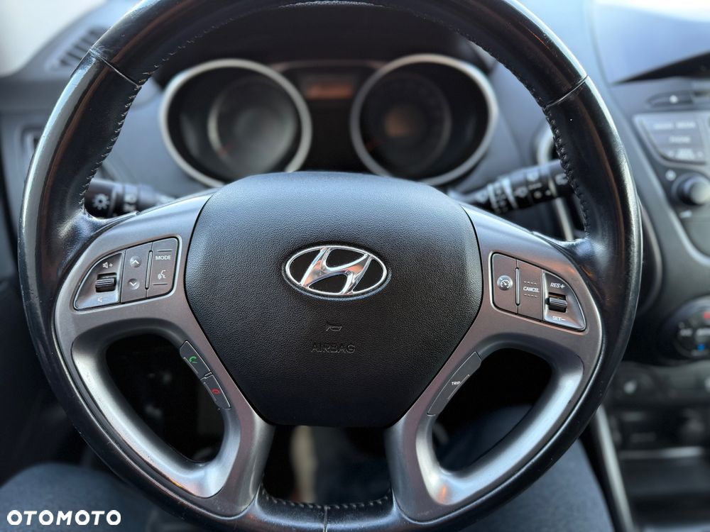 Hyundai ix35 1.6 2WD Fifa World Cup Edition - 20