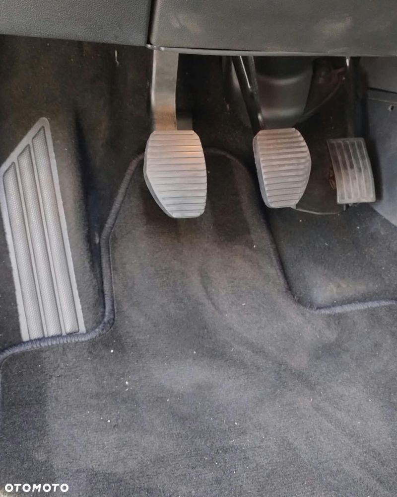 Citroën C5 2.0 HDi Exclusive - 10