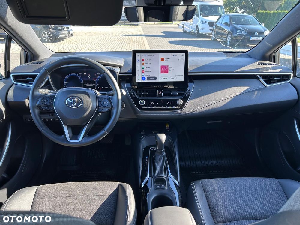Toyota Corolla 1.8 Hybrid Executive - 27