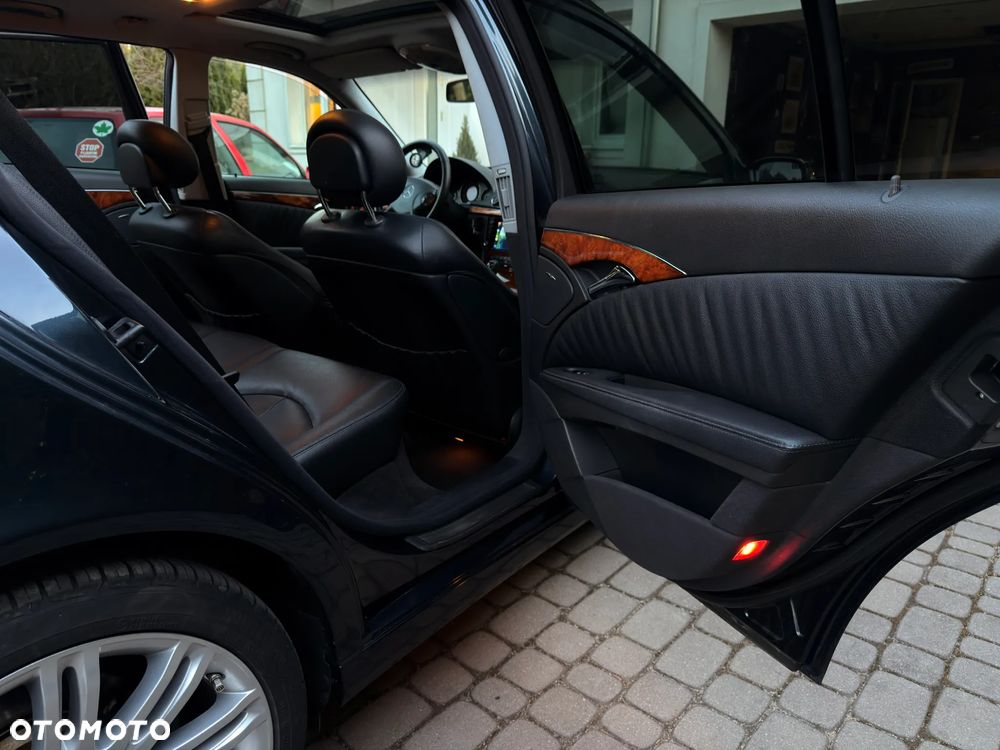 Mercedes-Benz Klasa E 320 CDI Elegance - 27