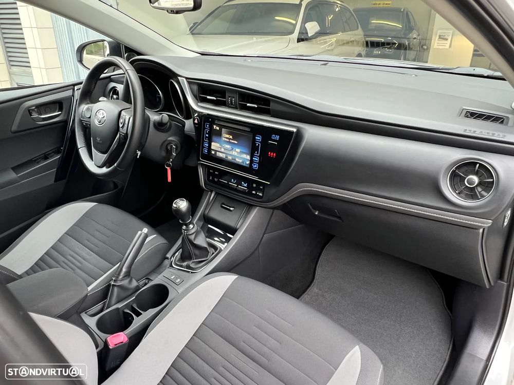 Toyota Auris 1.2T Comfort+Pack Techno+P.Sport - 15