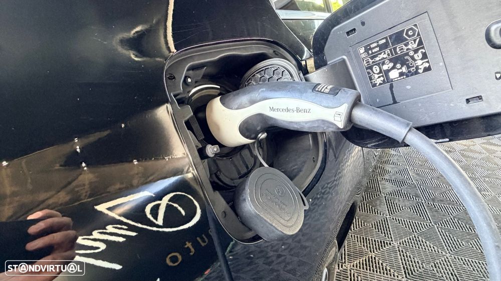 Mercedes-Benz A 250 Limousine e Progressive - 5