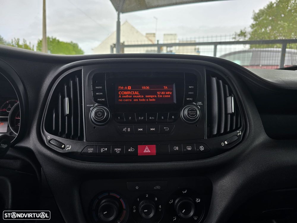 Fiat Doblo 1.6 MJ SX 3L com 2JG - 9