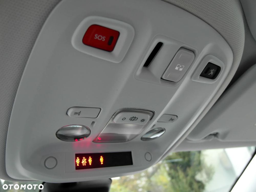 Peugeot 308 BlueHDi FAP 150 Stop & Start Allure - 34
