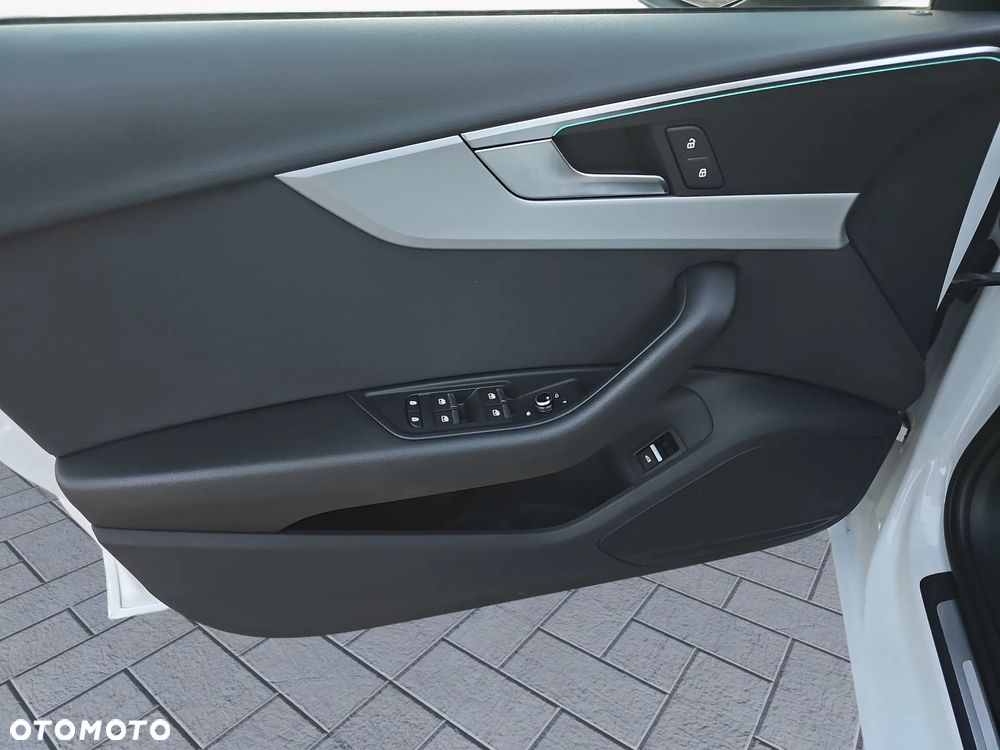 Audi A4 Avant 40 TDI S tronic - 17