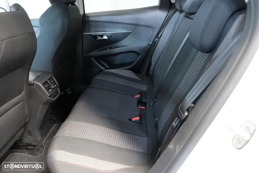 Peugeot 3008 1.6 BlueHDi Active - 10