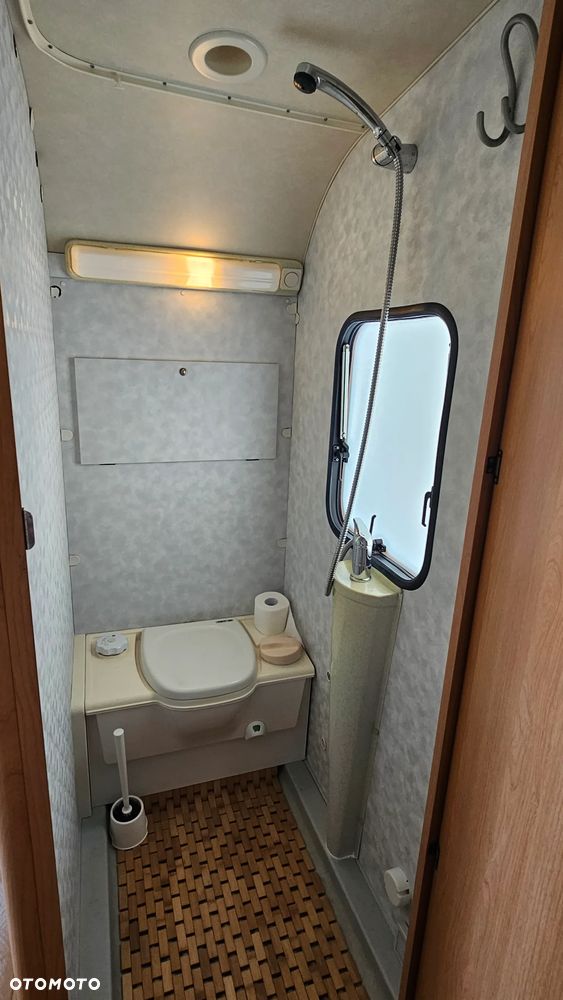 Adria Unica B 462 PU - 3
