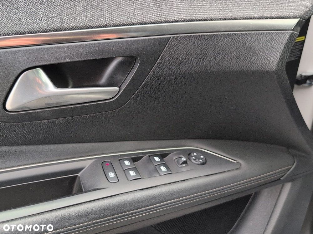 Peugeot 3008 1.5 BlueHDi Allure Pack S&S EAT8 - 14