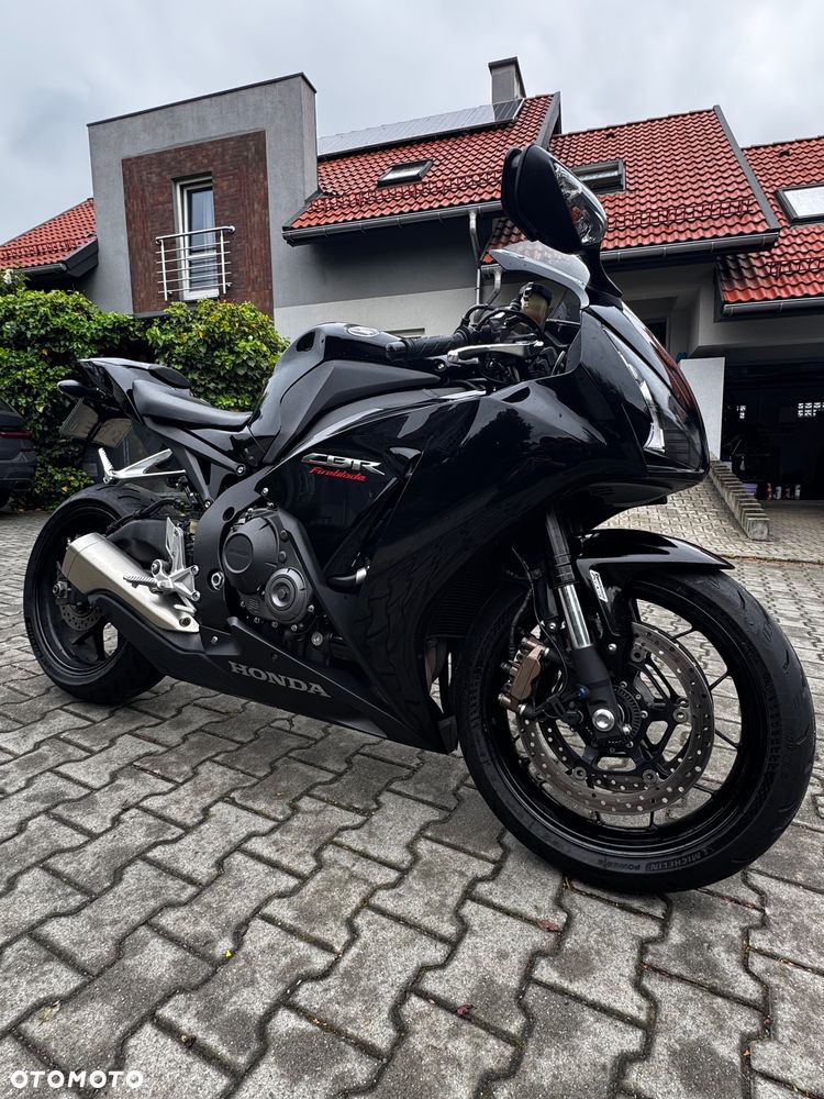 Honda CBR - 6