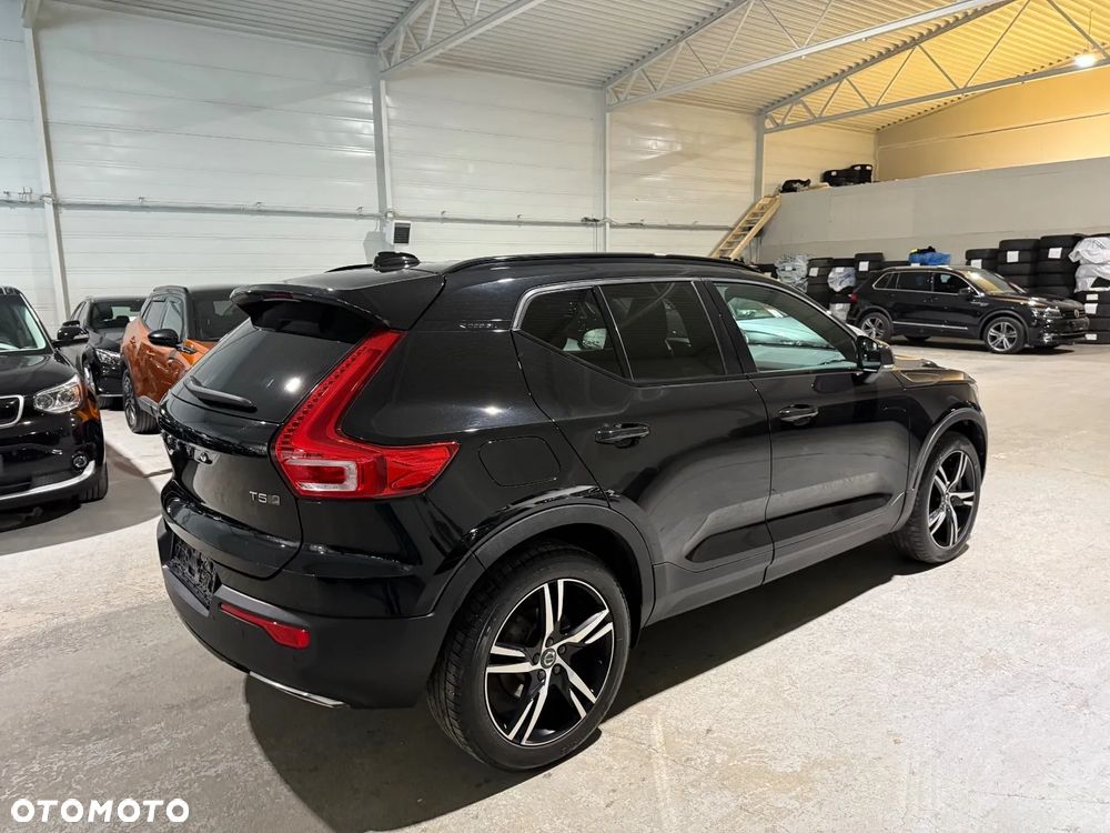 Volvo XC 40 B5 B AWD R-Design - 8