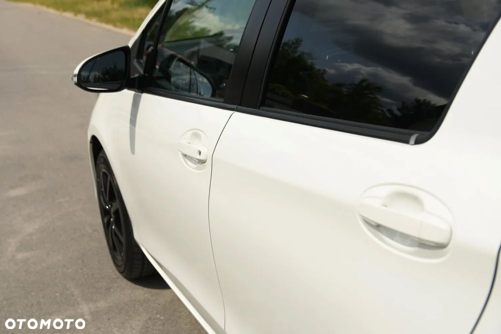 Toyota Yaris - 14