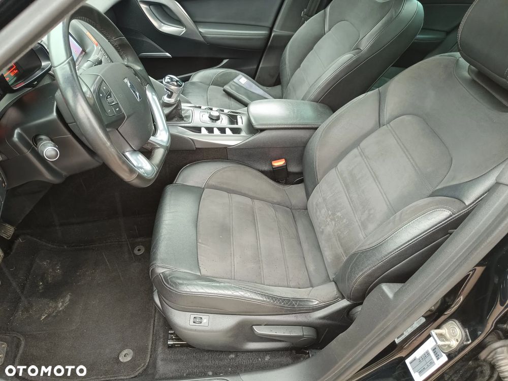Citroën DS5 HDi 165 SportChic - 12