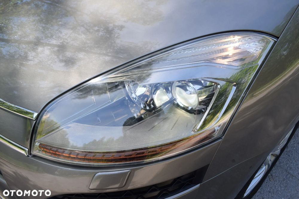 Citroën C4 Picasso 2.0 16V Exclusive - 12