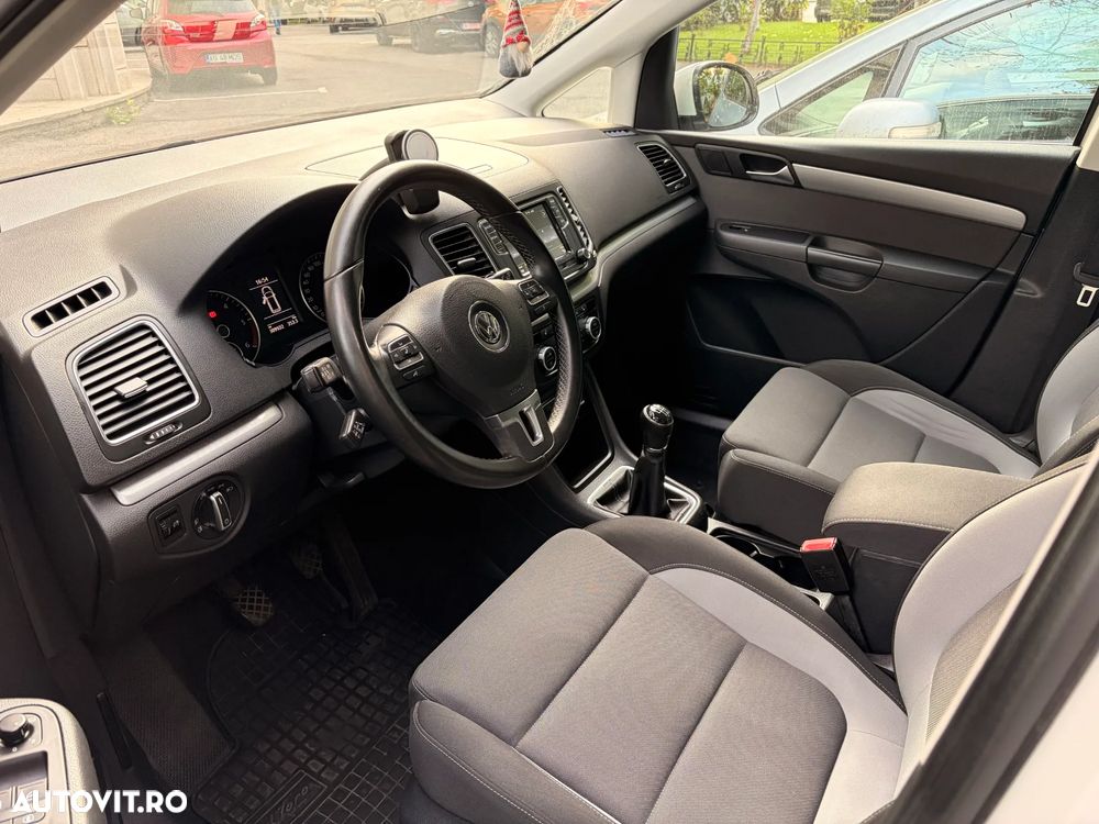 Volkswagen Sharan - 28