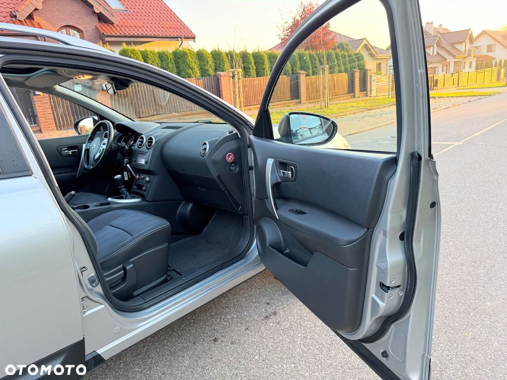 Nissan Qashqai+2 - 13