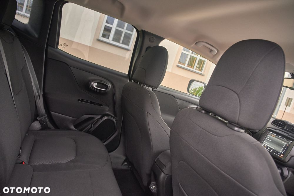 Jeep Renegade 1.3 GSE T4 Turbo Longitude FWD S&S - 34