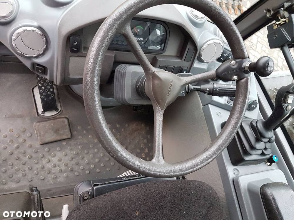 Volvo VOLVO L25F ,2014 Zaw. Widelec i lopata 1200mm 1ml - 4