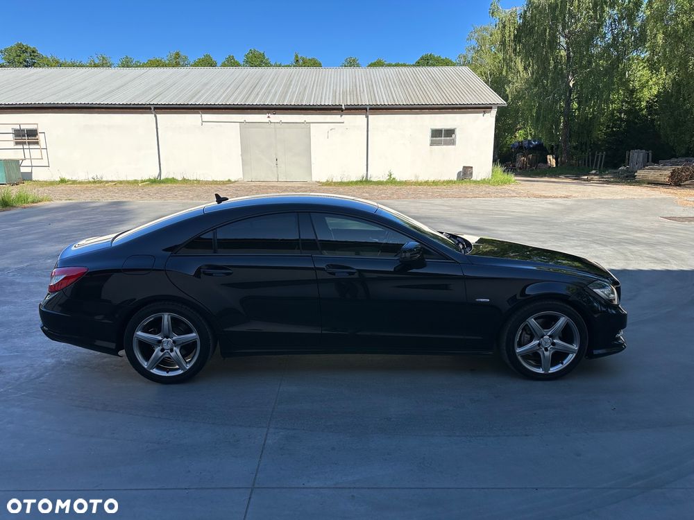 Mercedes-Benz CLS 350 CDI 4-Matic BlueEff - 4