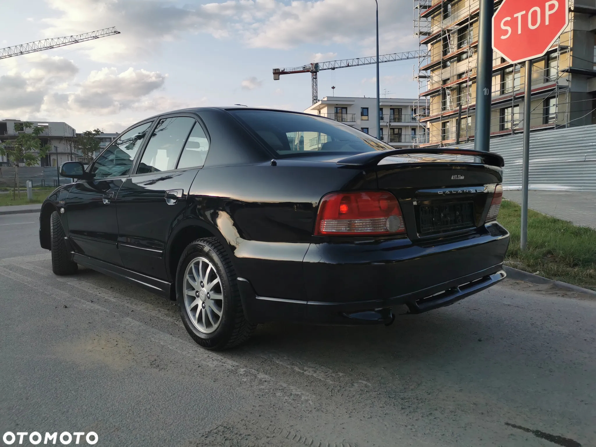Mitsubishi Galant - 5