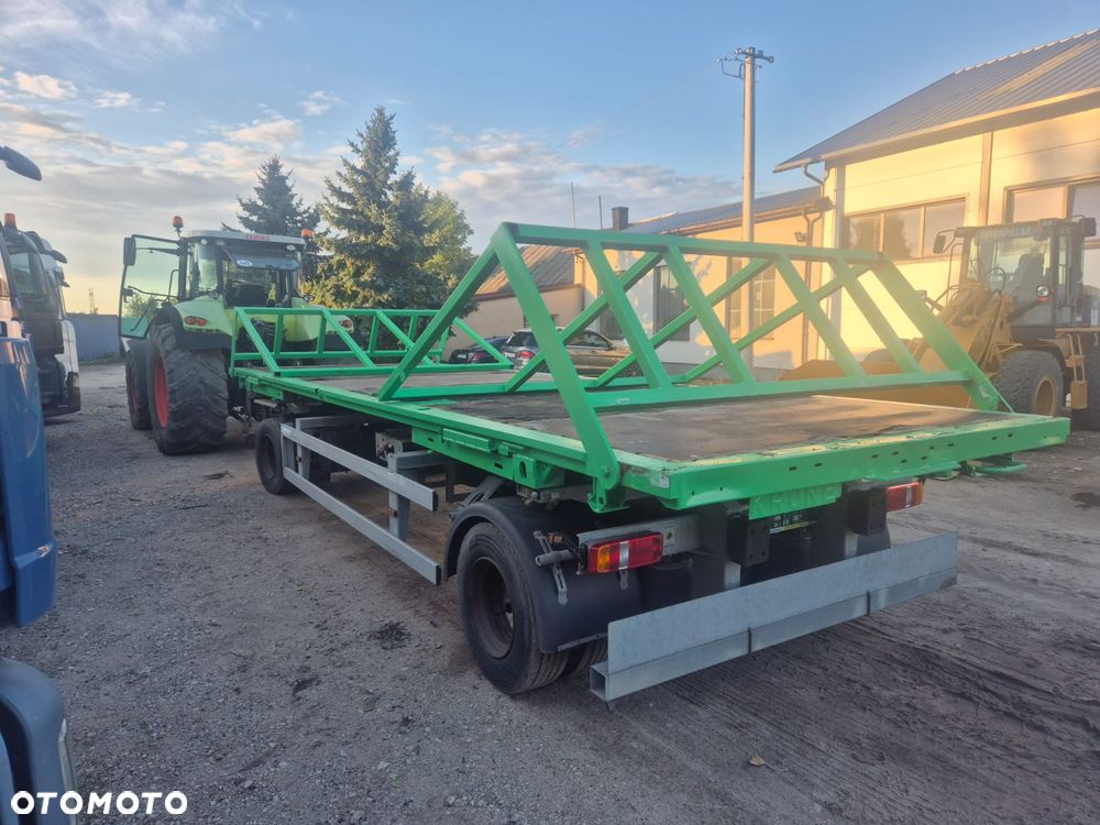 Krone Ackermann do przewozu słomy, bel, kostek - 22